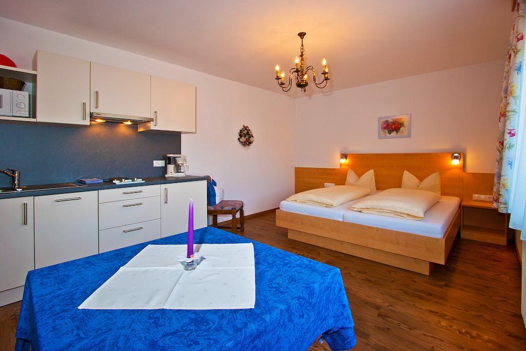 Ferienwohnungen Appartements Patscheider ฟิงเคนแบร์ก ห้อง รูปภาพ